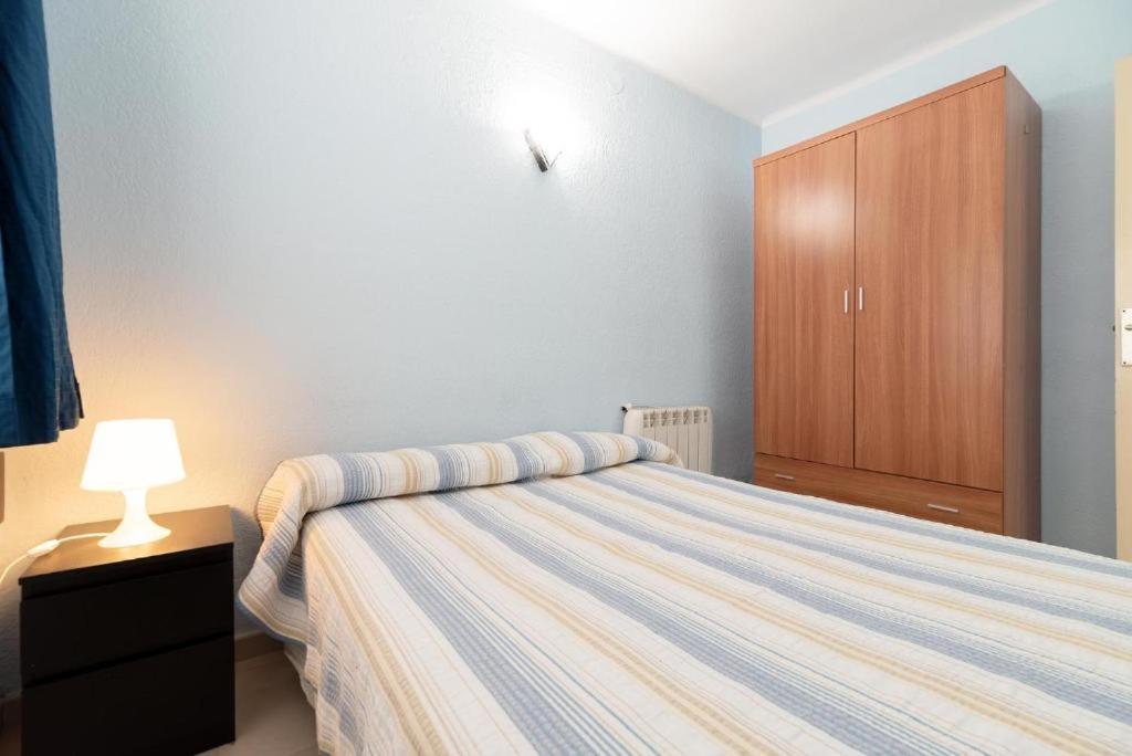 Apartamentos Denis 카스테데펠스 외부 사진