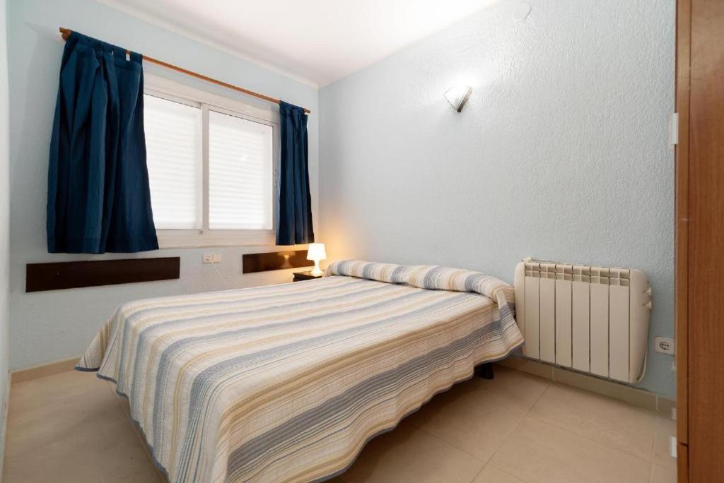 Apartamentos Denis 카스테데펠스 외부 사진