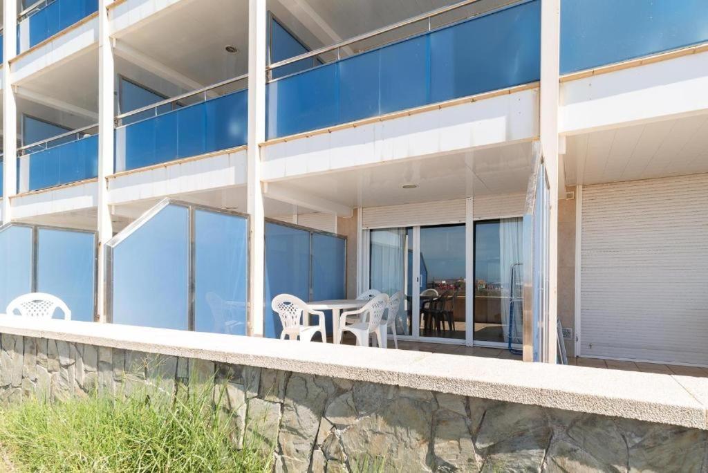 Apartamentos Denis 카스테데펠스 외부 사진