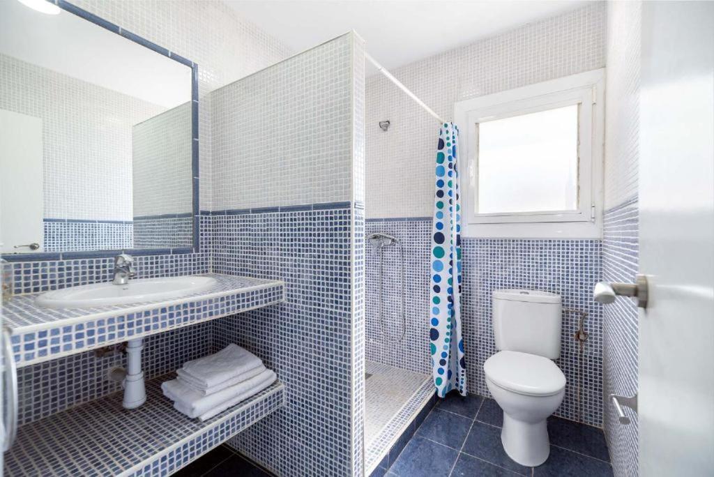 Apartamentos Denis 카스테데펠스 외부 사진